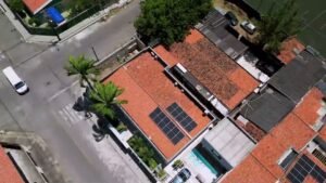 Vista aérea de imóvel em Fortaleza, do portfólio da Asa Delta Filmagens Aéreas